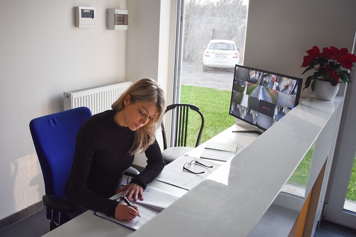 Recepce - zaji&scaron;t�n&iacute; bezpe�&iacute; a&nbsp;reprezentace va&scaron;&iacute; kancel&aacute;�e